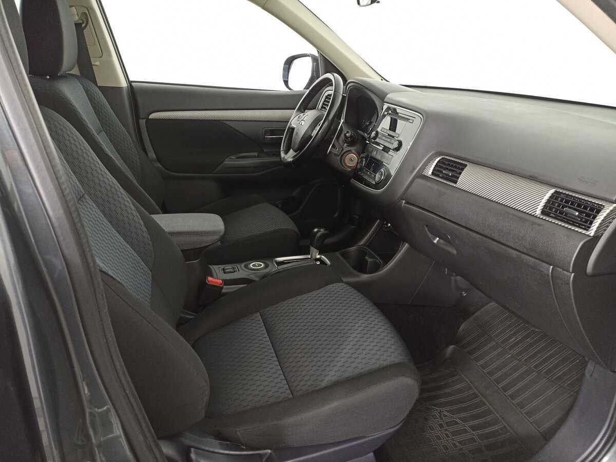 Mitsubishi Outlander 2014 года с пробегом. Фото: #8