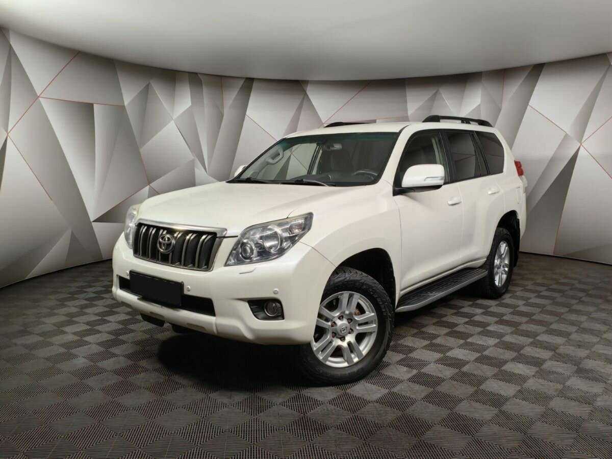 Toyota Land Cruiser Prado 2012 года с пробегом. Посмотреть фото
