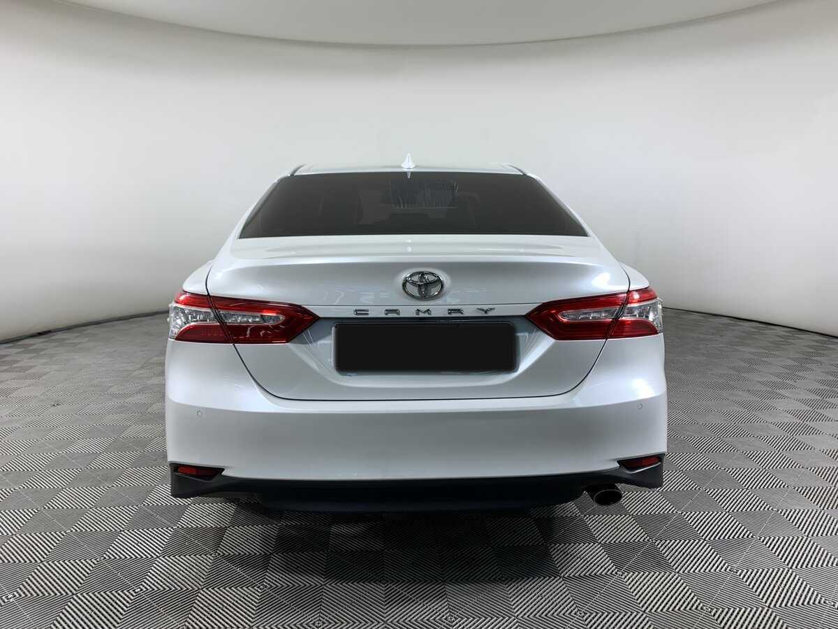 Toyota Camry 2020 года с пробегом. Фото: #5