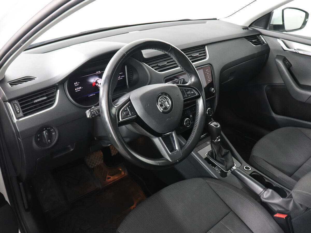 Skoda Octavia 2018 года с пробегом. Фото: #8