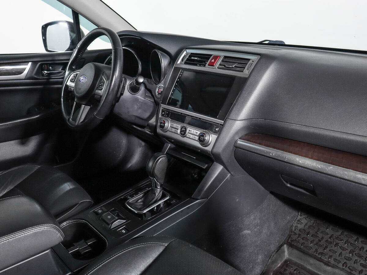 Subaru Outback 2017 года с пробегом. Фото: #7