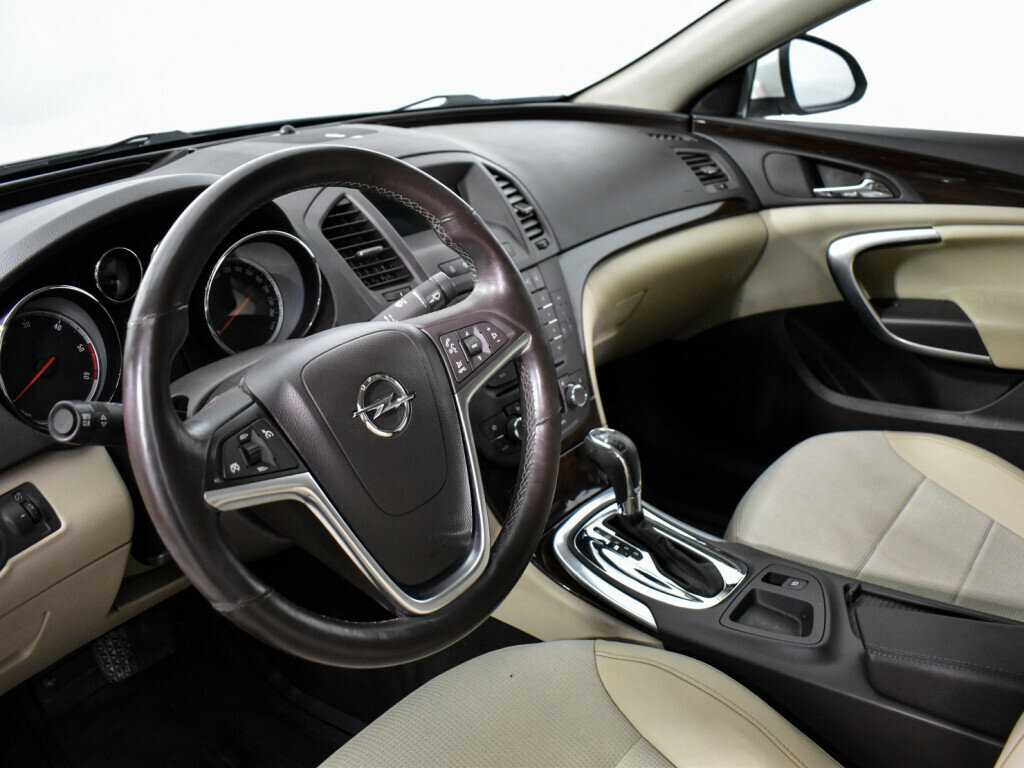 Opel Insignia 2012 года с пробегом. Фото: #8