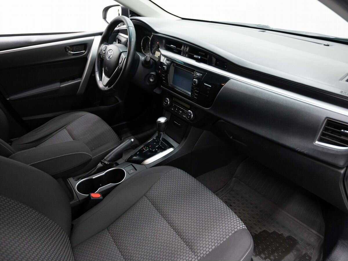 Toyota Corolla 2013 года с пробегом. Фото: #12