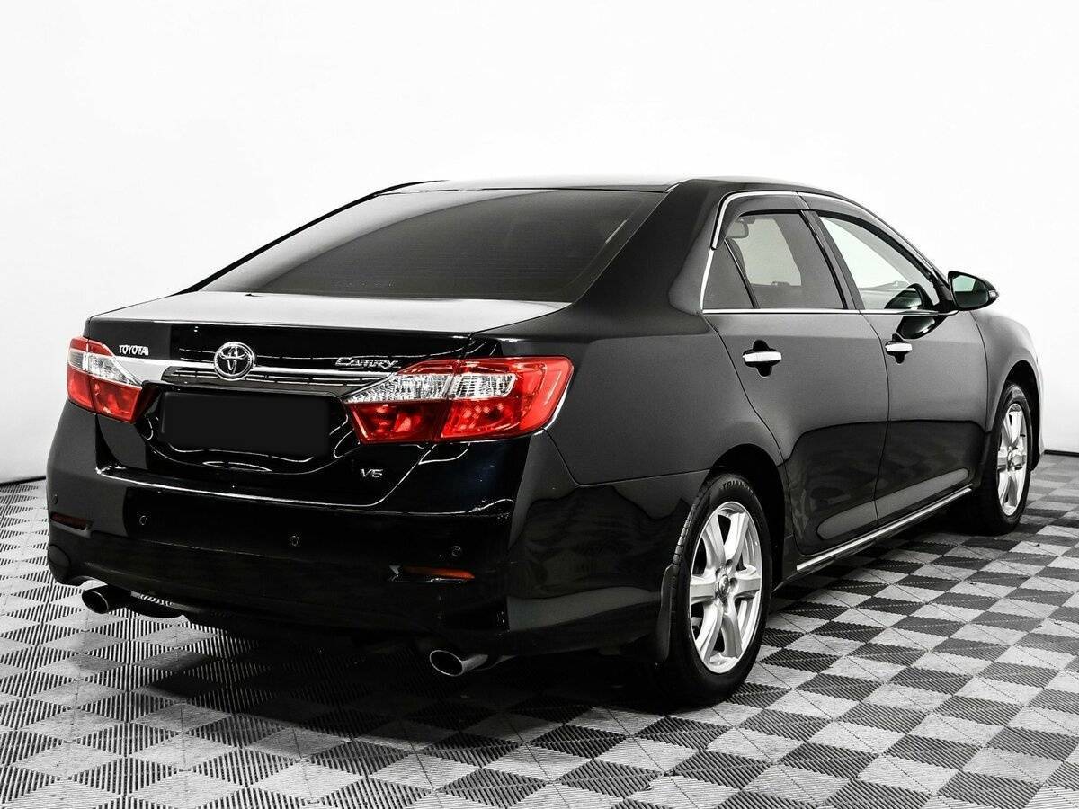Toyota Camry 2012 года с пробегом. Фото: #4