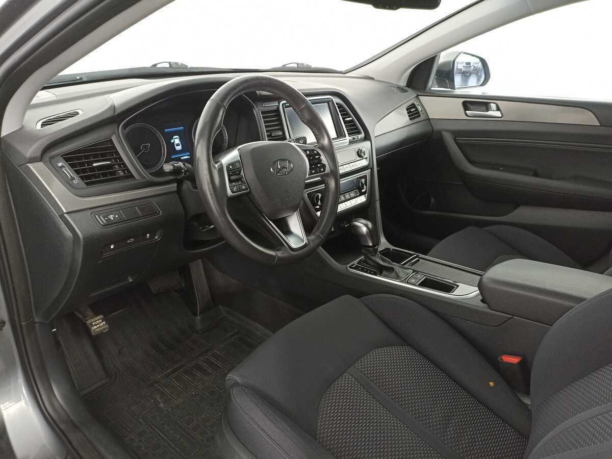 Hyundai Sonata 2018 года с пробегом. Фото: #13