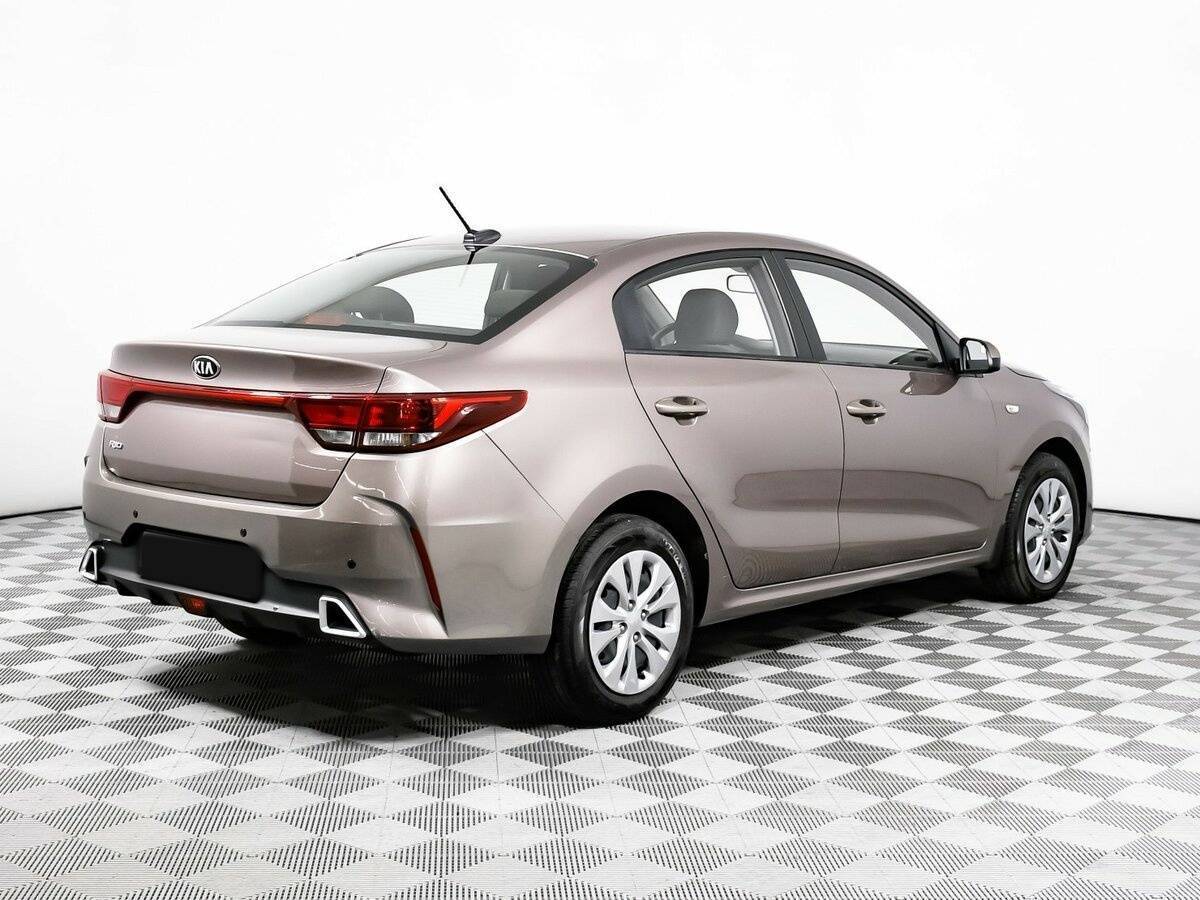 Kia Rio 2021 года с пробегом. Фото: #3