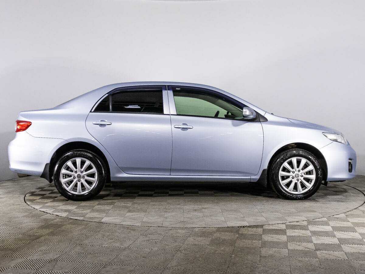 Toyota Corolla 2013 года с пробегом. Фото: #3