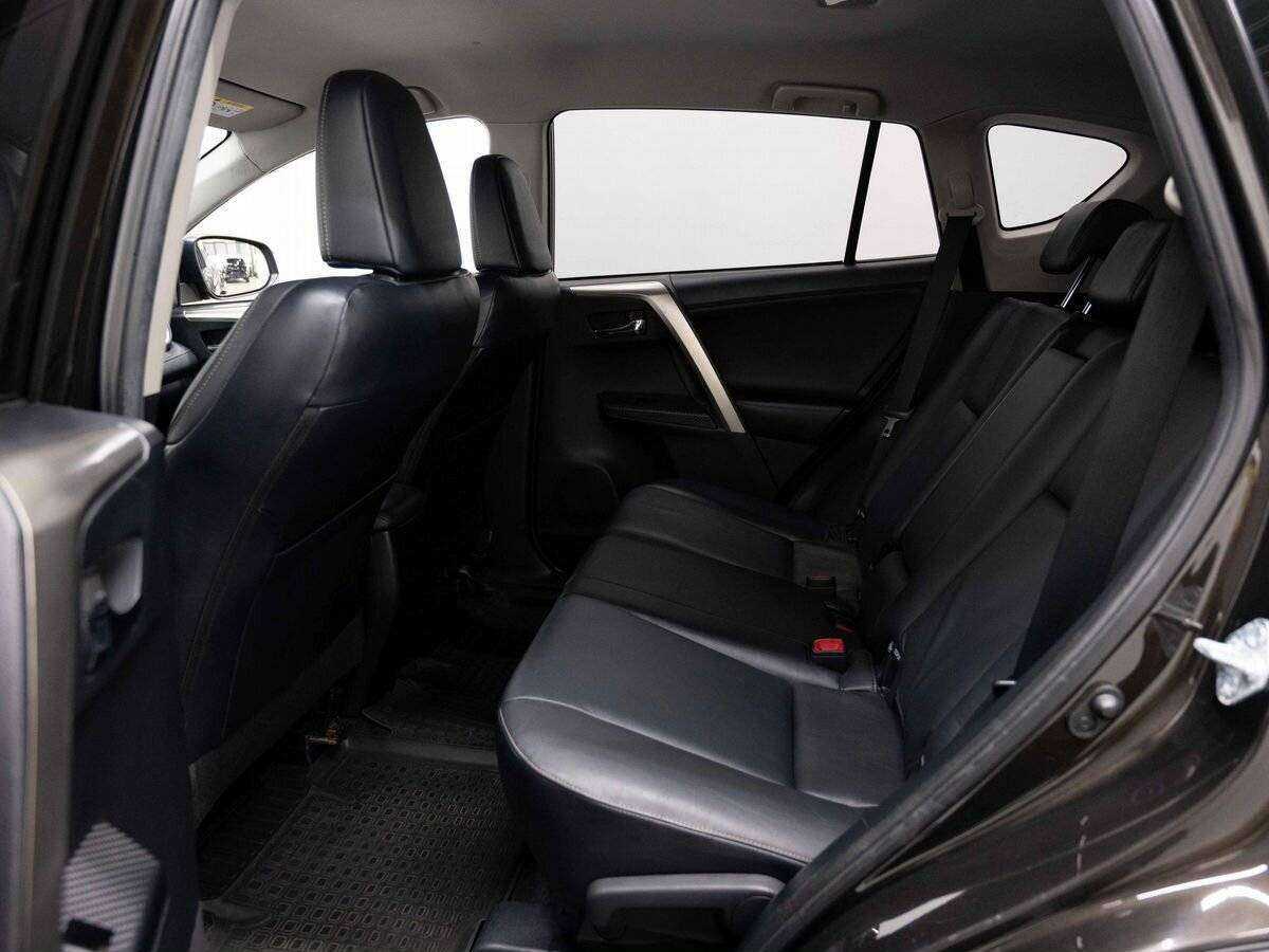 Toyota RAV4 2014 года с пробегом. Фото: #8