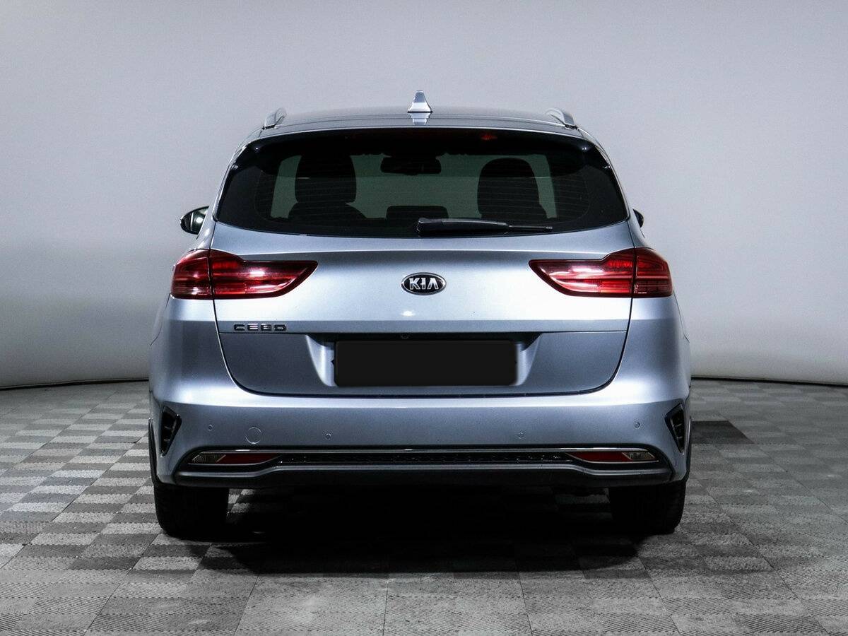 Kia Ceed 2021 года с пробегом. Фото: #5