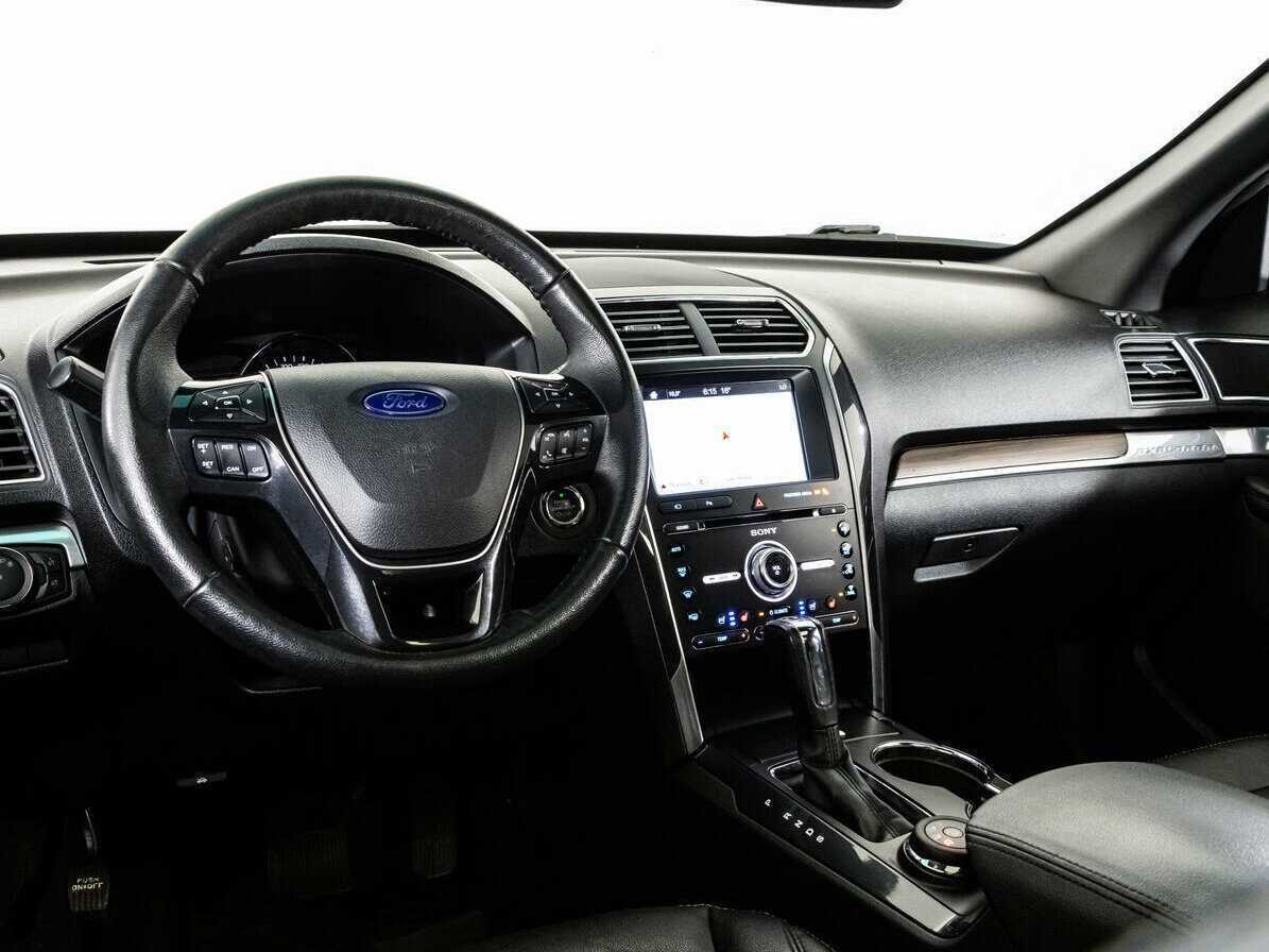 Ford Explorer 2016 года с пробегом. Фото: #8