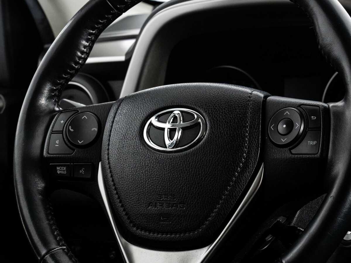 Toyota RAV4 2017 года с пробегом. Фото: #10