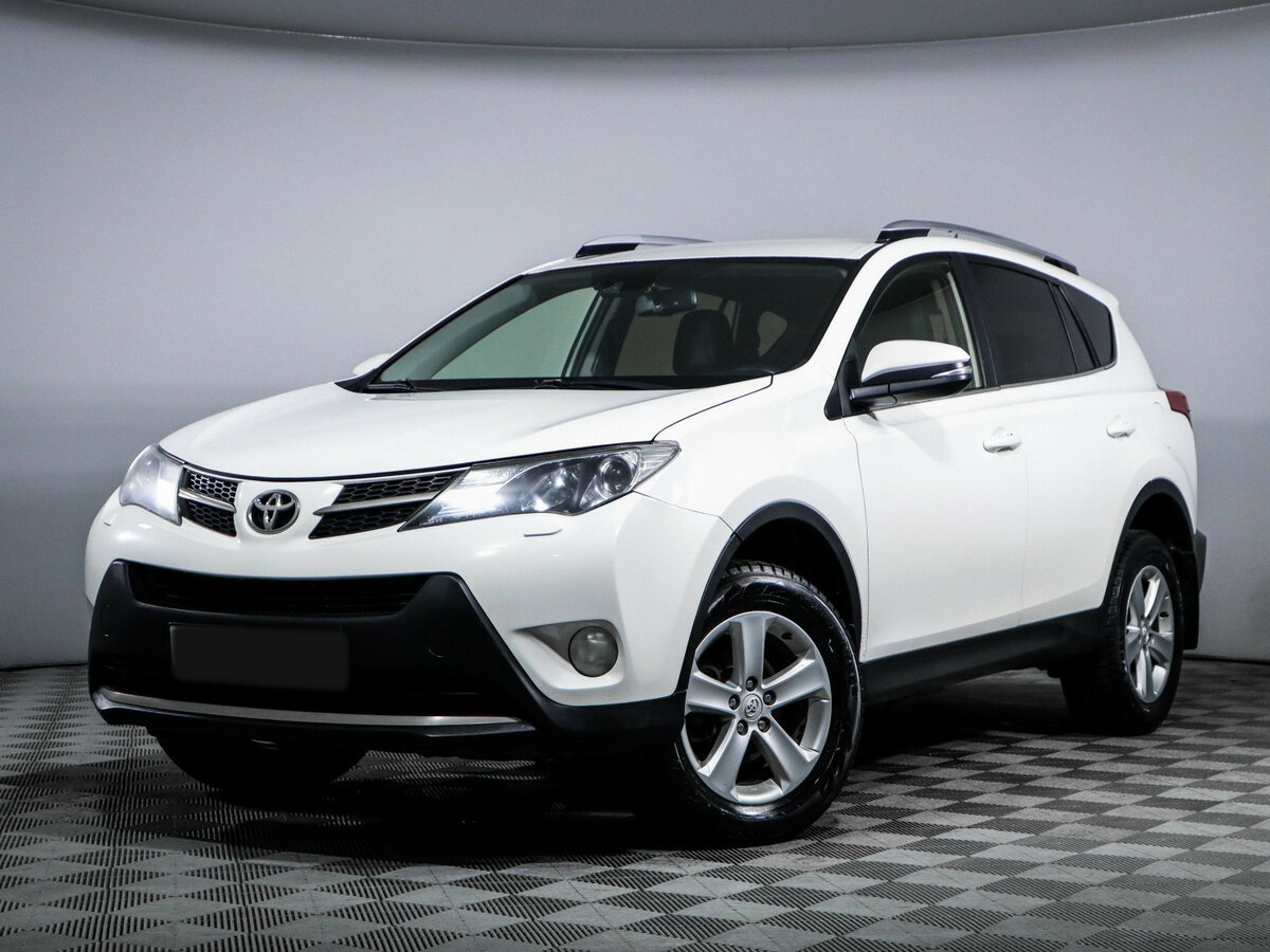 Toyota RAV4 2013 года с пробегом. Посмотреть фото