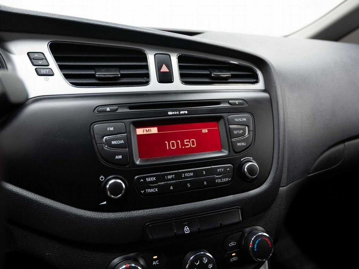 Kia Ceed 2013 года с пробегом. Фото: #18