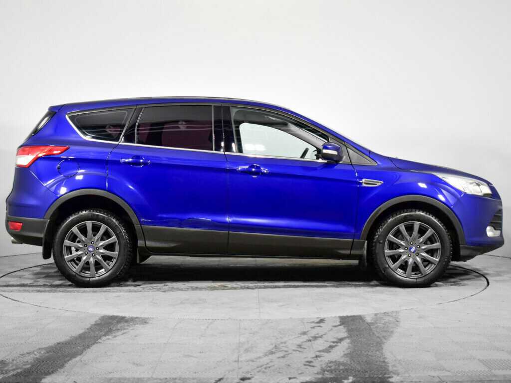 Ford Kuga 2015 года с пробегом. Фото: #3