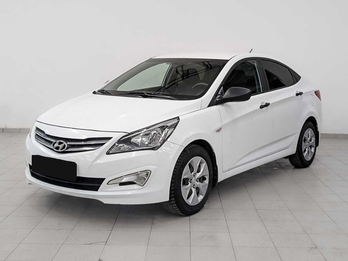 Hyundai Solaris 2015 года с пробегом. Посмотреть фото