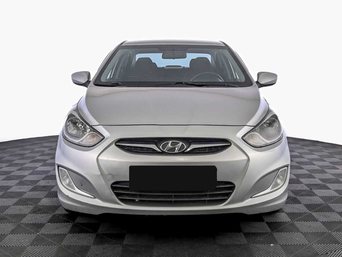 Hyundai Solaris 2012 года с пробегом. Фото: #1