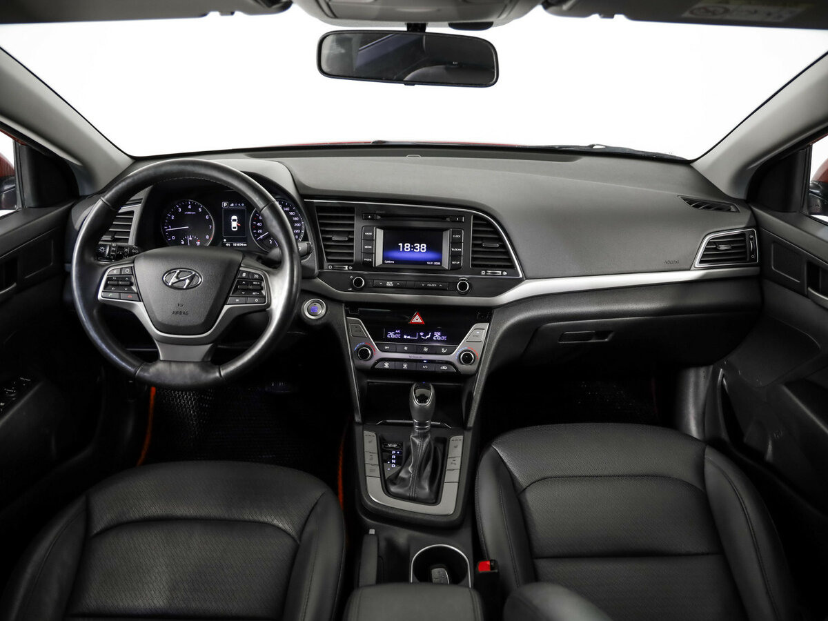 Hyundai Elantra 2016 года с пробегом. Фото: #4