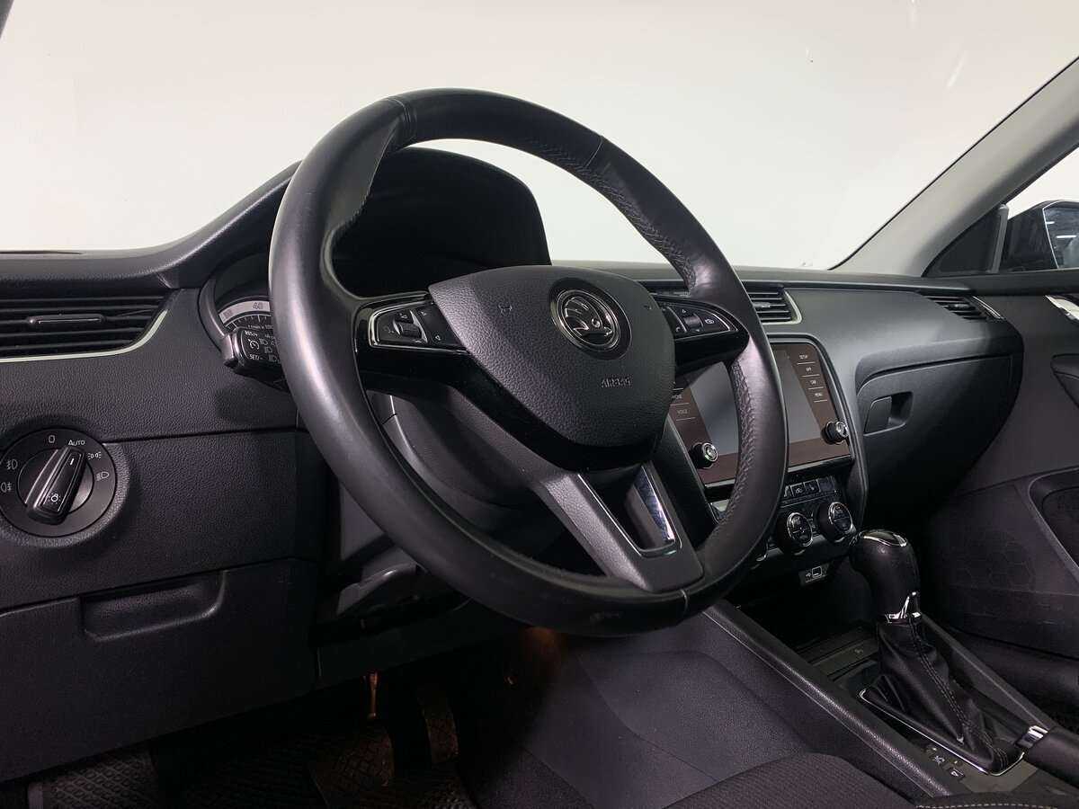 Skoda Octavia 2018 года с пробегом. Фото: #8
