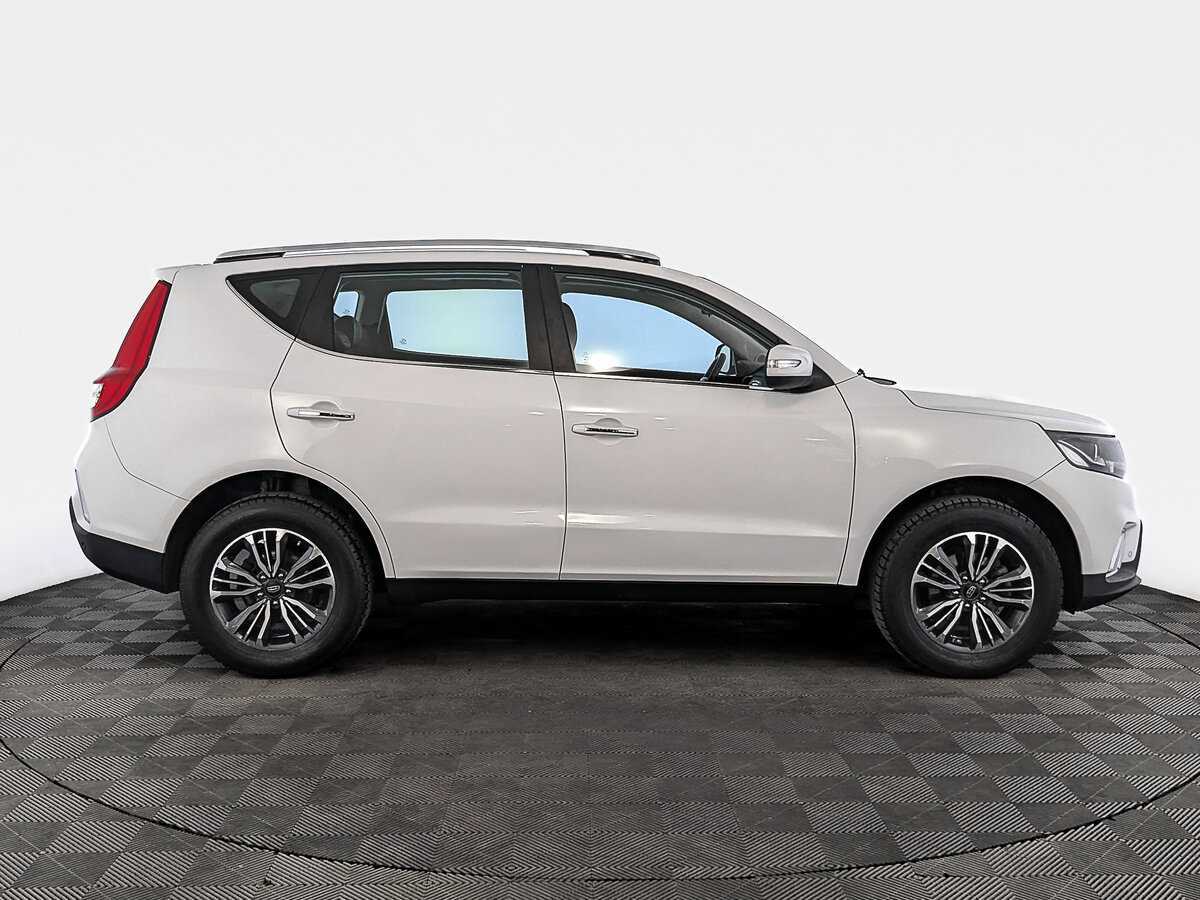 Geely Emgrand X7 2018 года с пробегом. Фото: #3