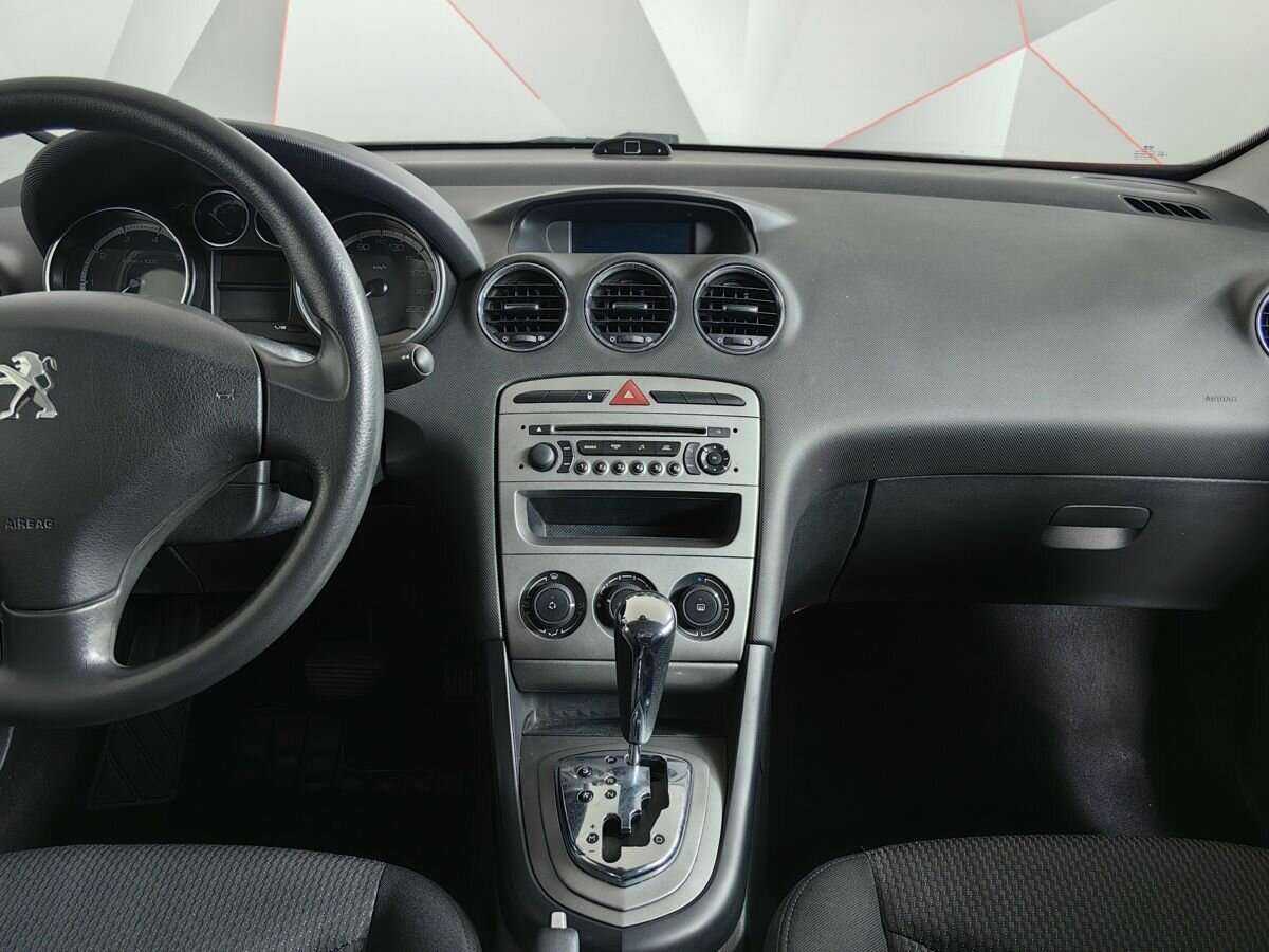 Peugeot 408 2013 года с пробегом. Фото: #10