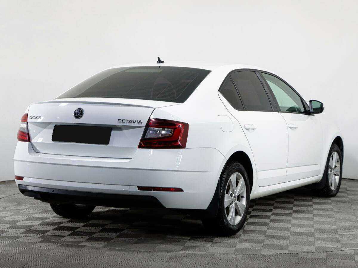 Skoda Octavia 2017 года с пробегом. Фото: #3