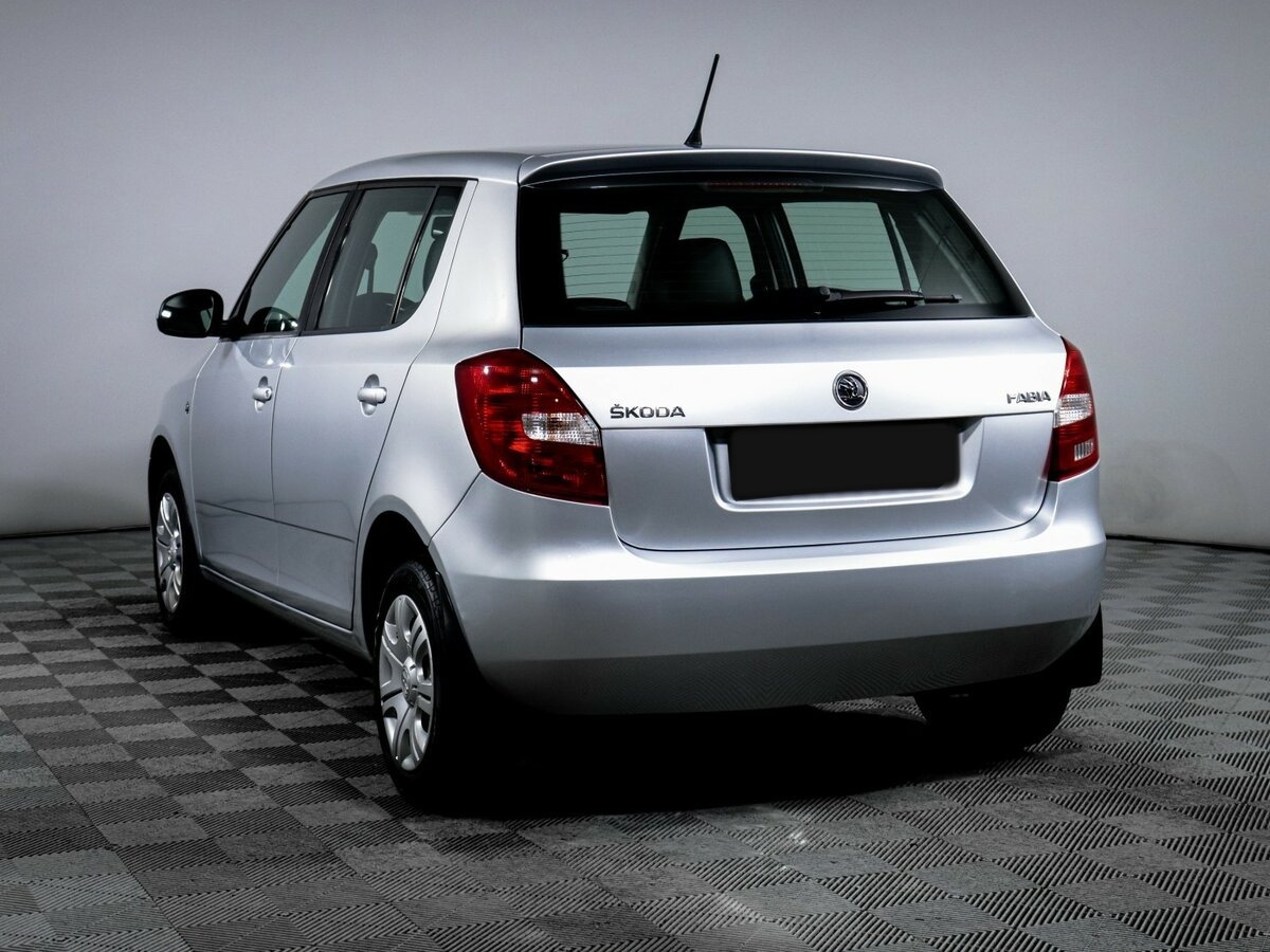 Skoda Fabia 2014 года с пробегом. Фото: #5