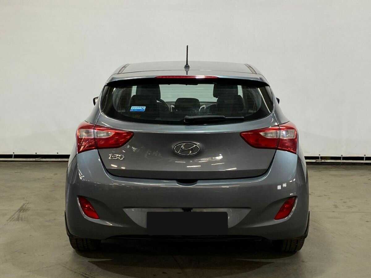 Hyundai i30 2013 года с пробегом. Фото: #4