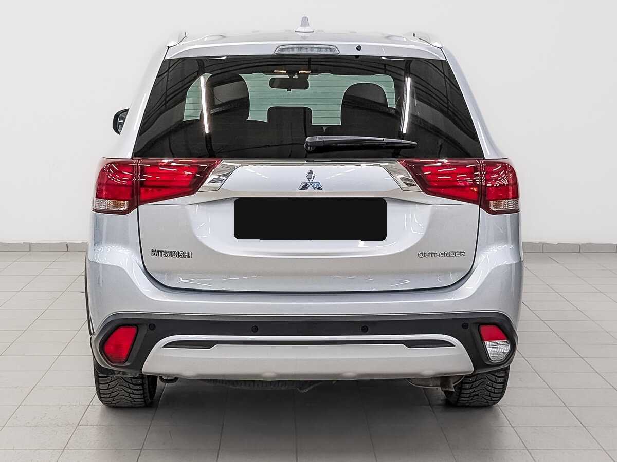 Mitsubishi Outlander 2020 года с пробегом. Фото: #5