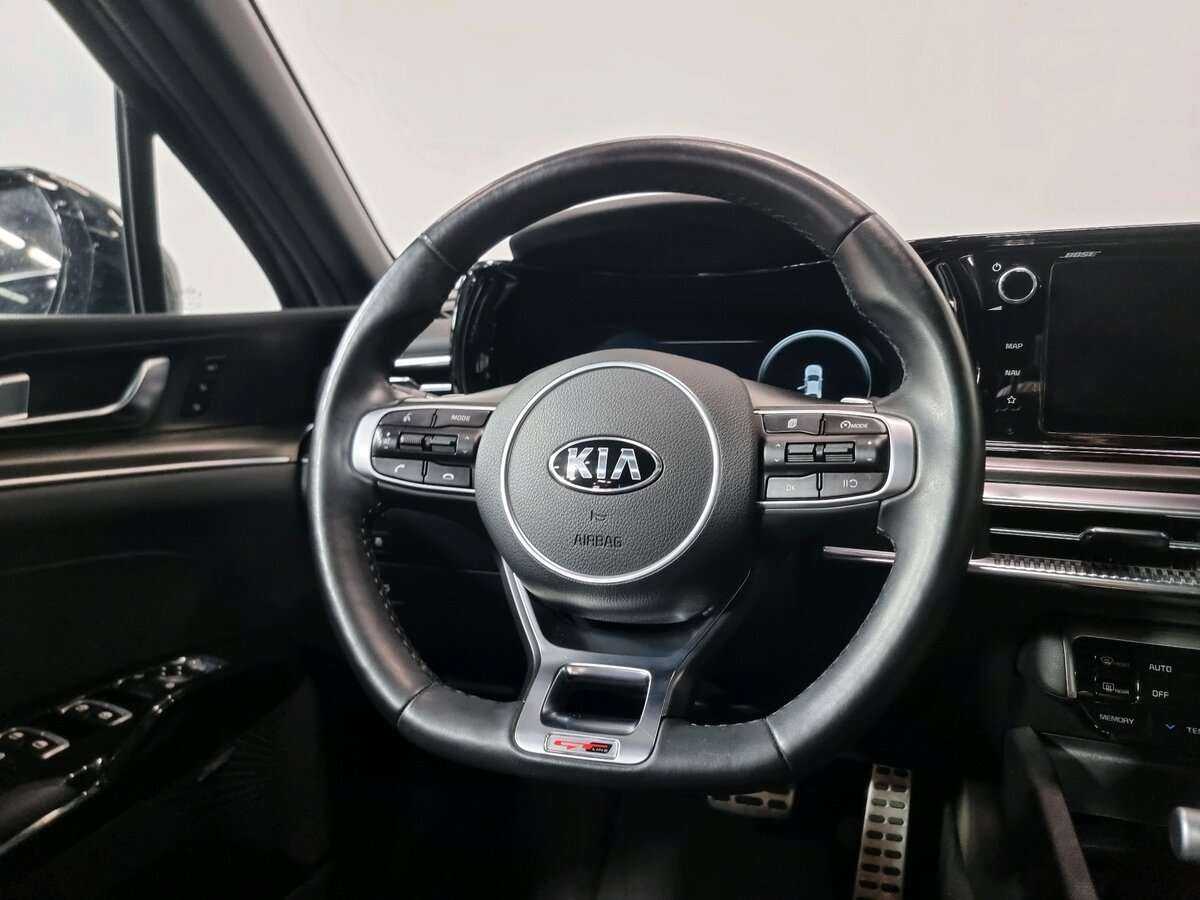 Kia K5 2021 года с пробегом. Фото: #15