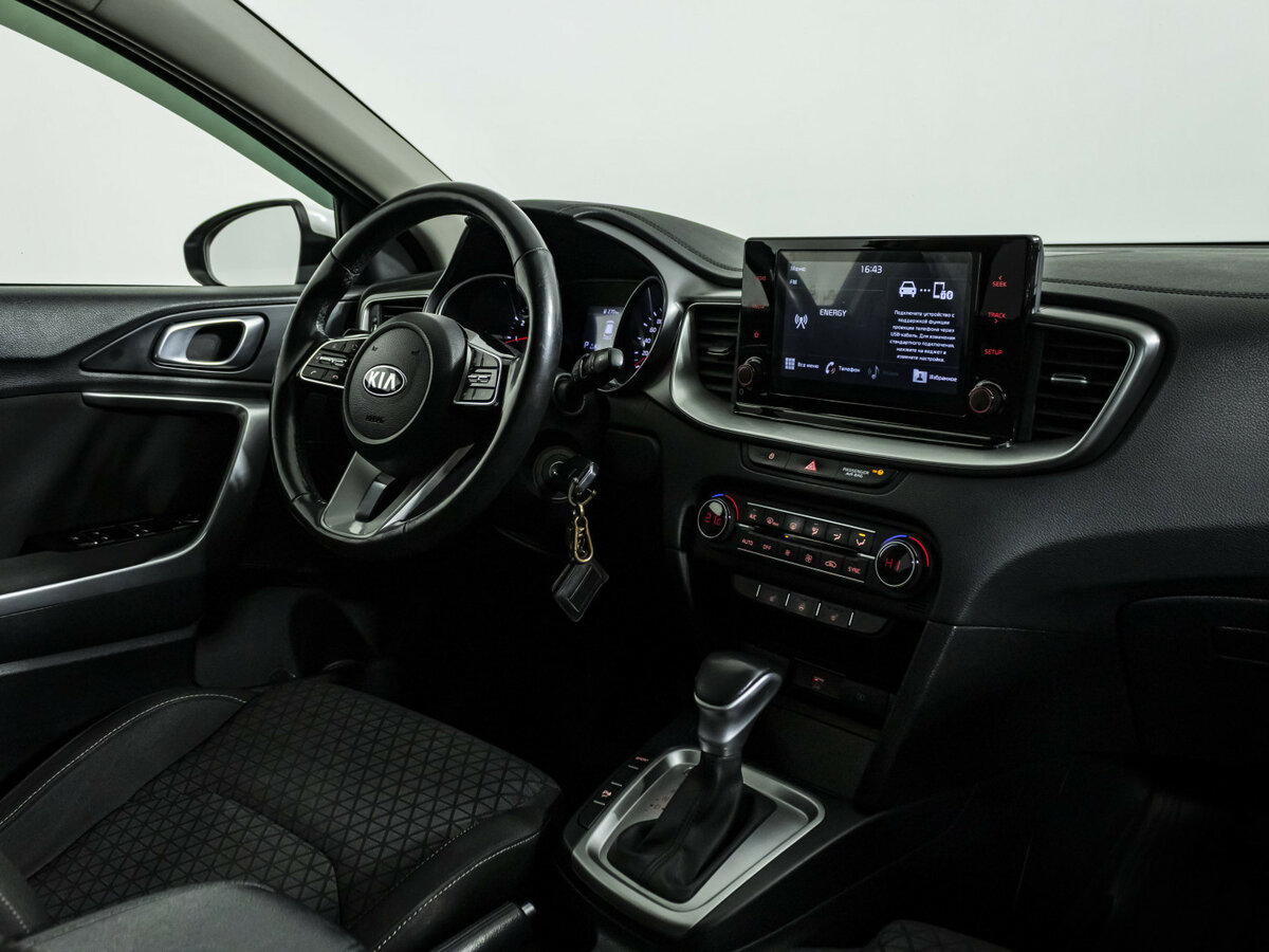Kia XCeed 2021 года с пробегом. Фото: #8