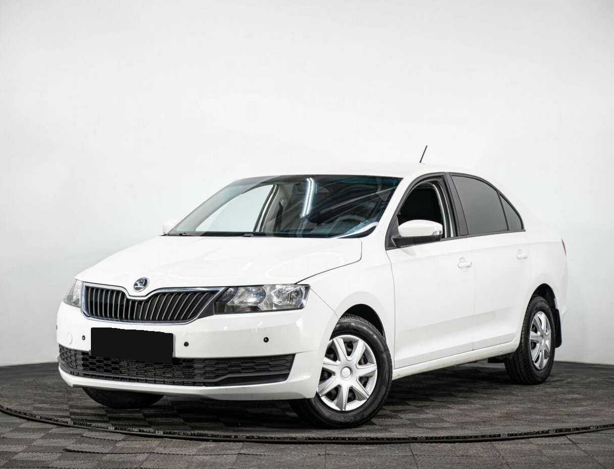 Skoda Rapid 2017 года с пробегом. Посмотреть фото