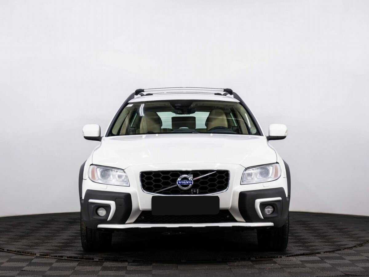 Volvo XC70 2014 года с пробегом. Фото: #1