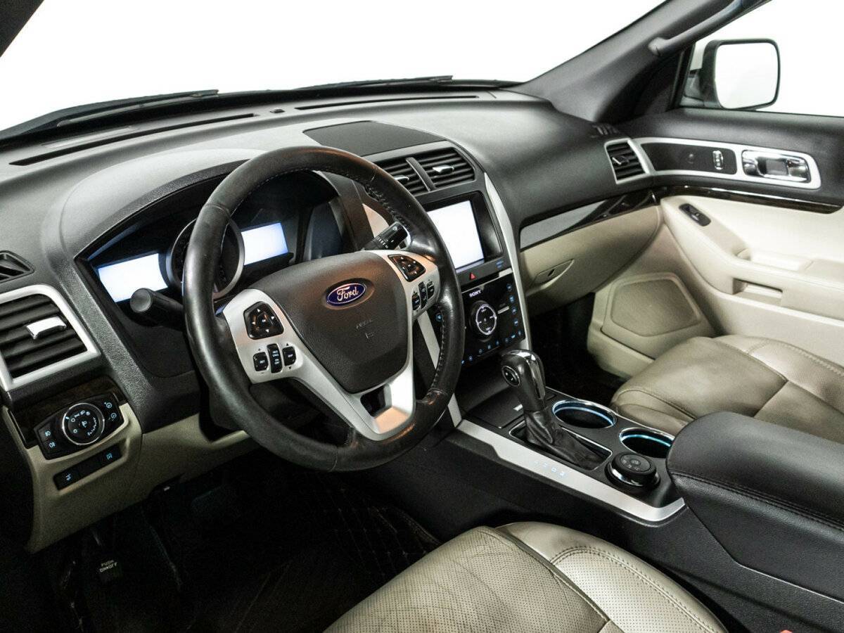 Ford Explorer 2012 года с пробегом. Фото: #8