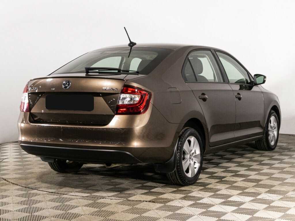 Skoda Rapid 2018 года с пробегом. Фото: #4