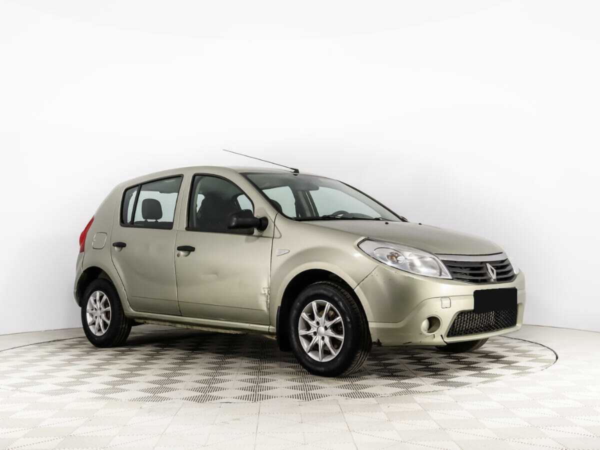 Renault Sandero 2013 года с пробегом. Фото: #2