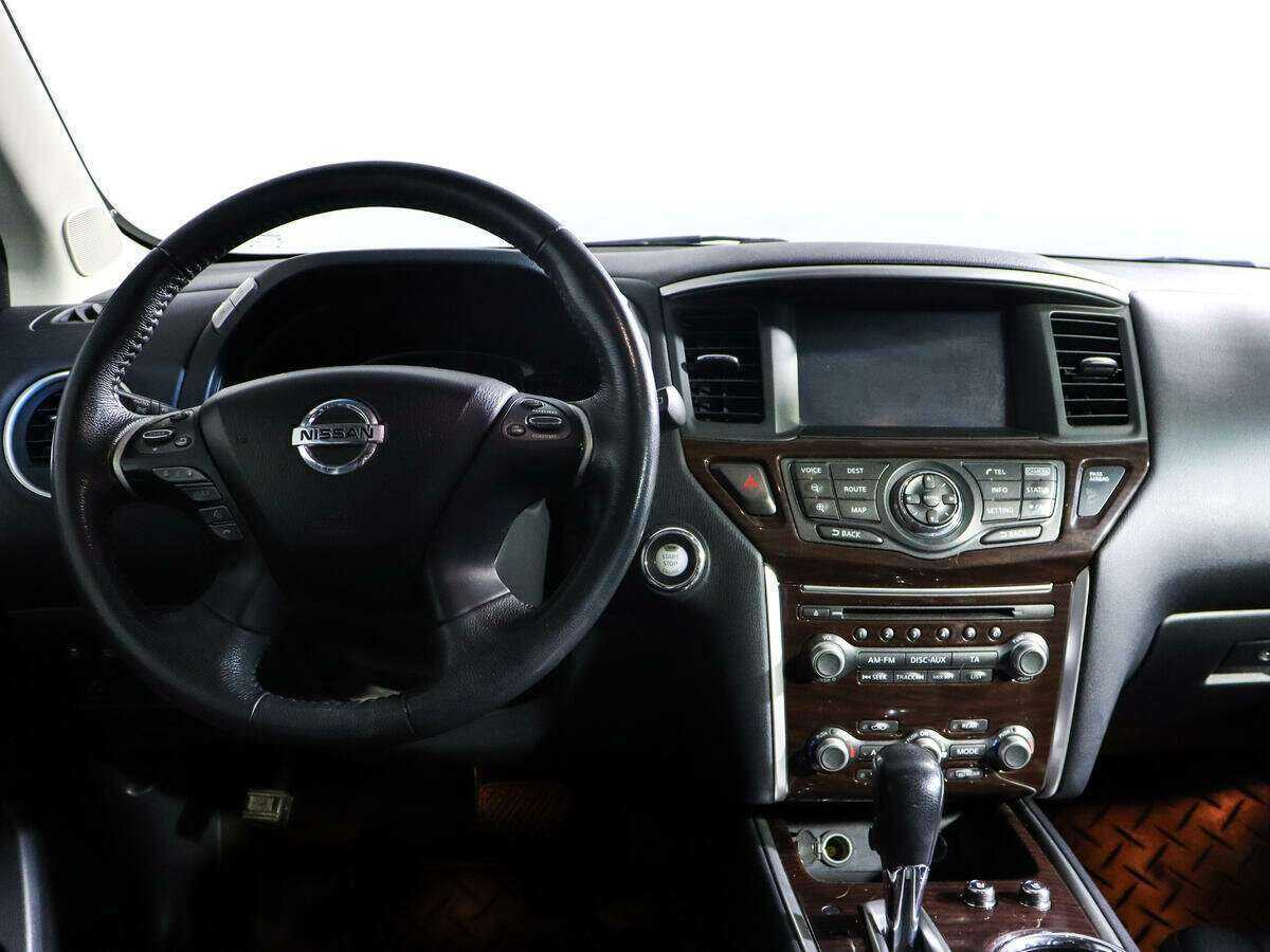 Nissan Pathfinder 2015 года с пробегом. Фото: #10