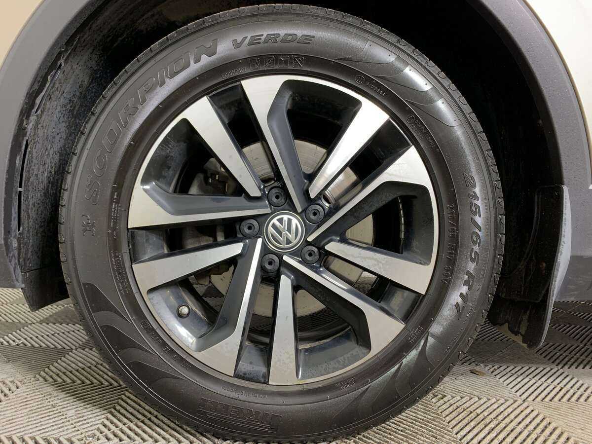 Volkswagen Tiguan 2020 года с пробегом. Фото: #8