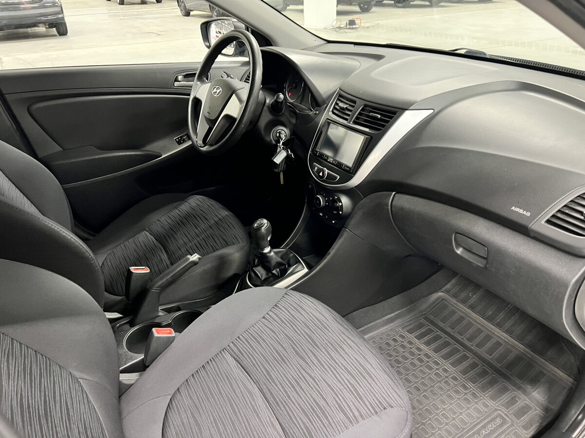 Hyundai Solaris 2015 года с пробегом. Фото: #10