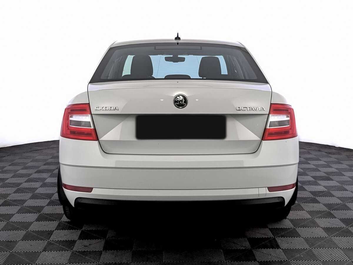Skoda Octavia 2019 года с пробегом. Фото: #5