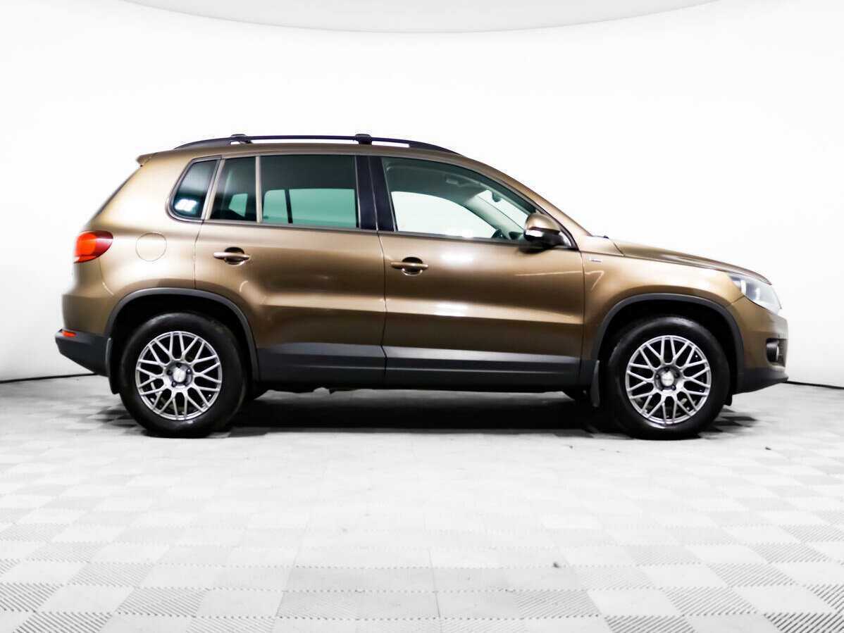 Volkswagen Tiguan 2015 года с пробегом. Фото: #3
