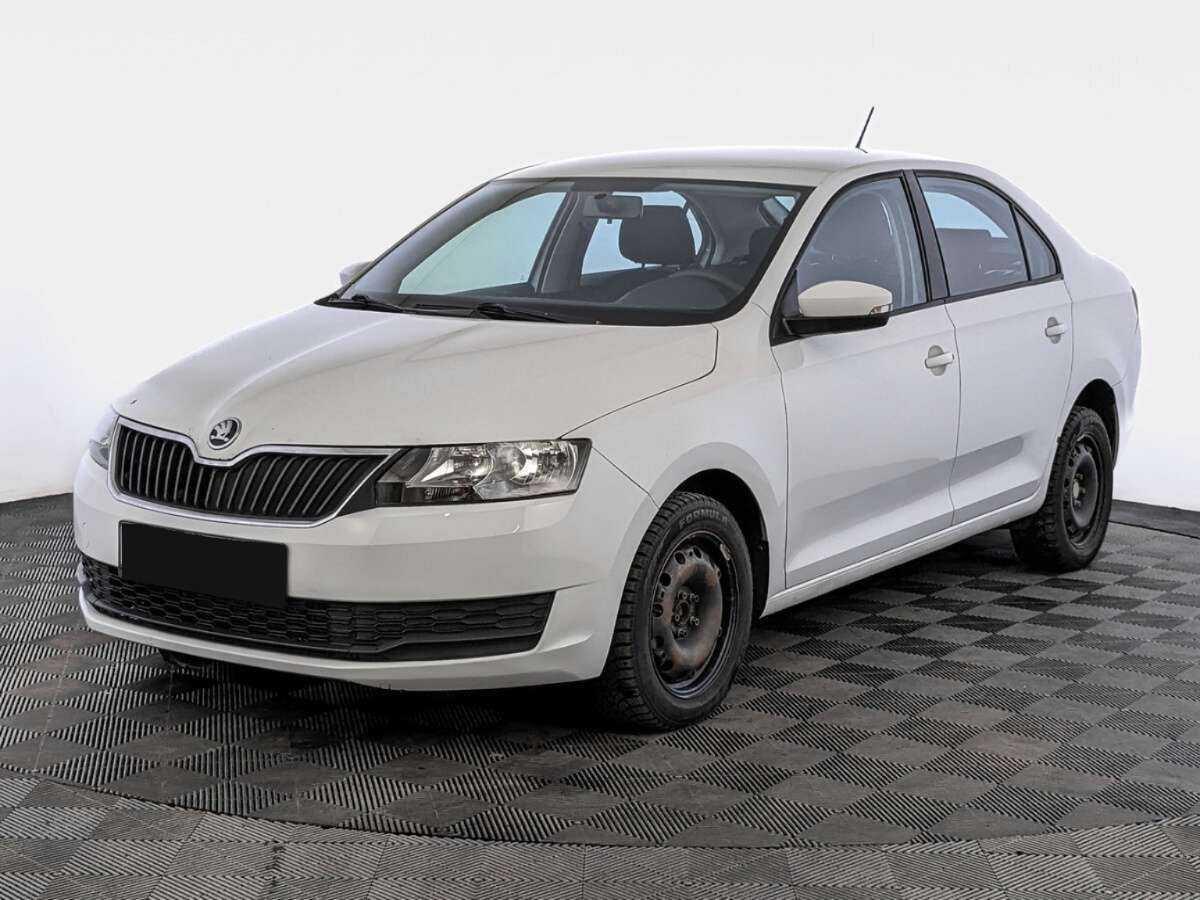 Skoda Rapid 2018 года с пробегом. Посмотреть фото