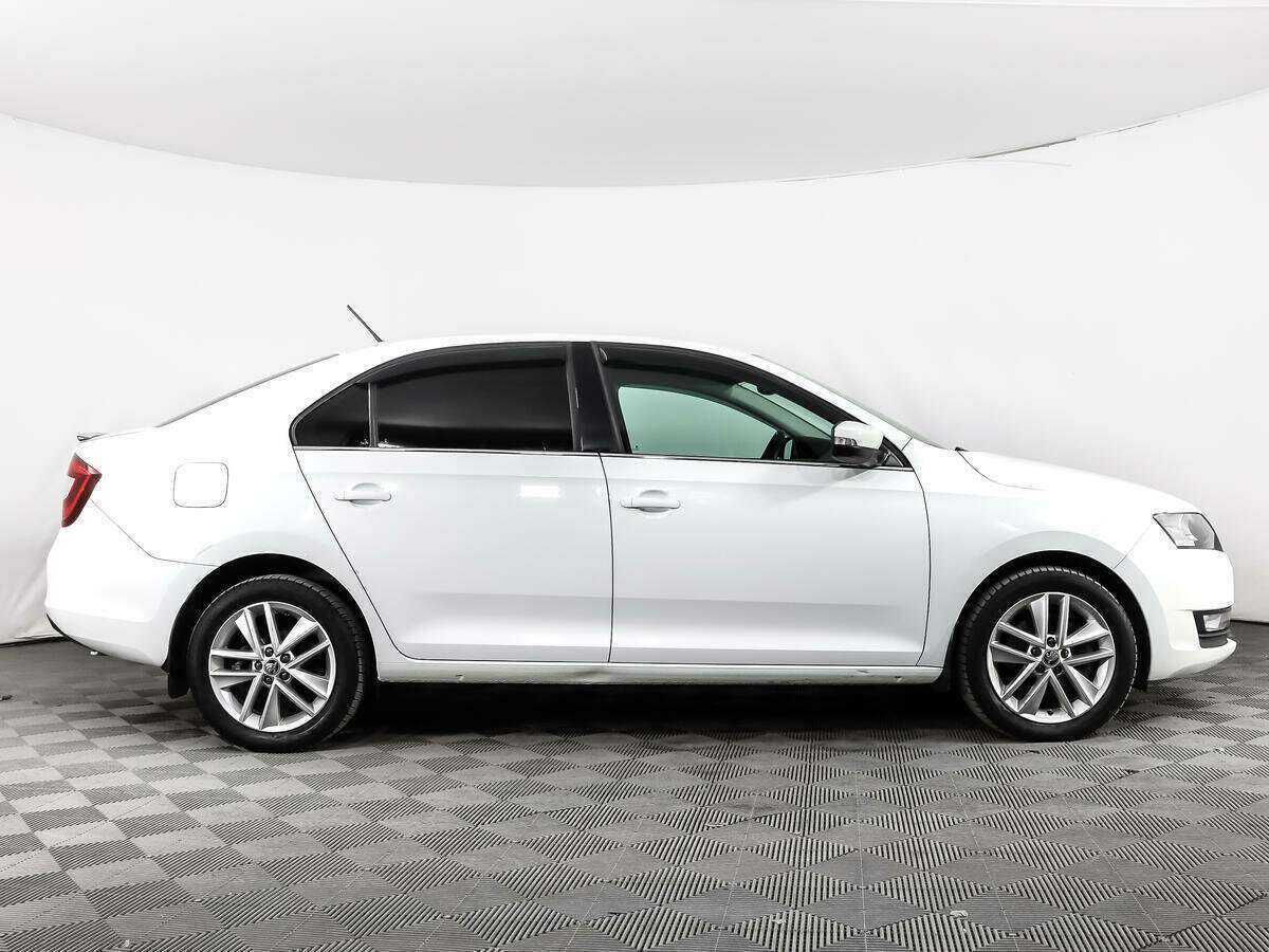Skoda Rapid 2017 года с пробегом. Фото: #2