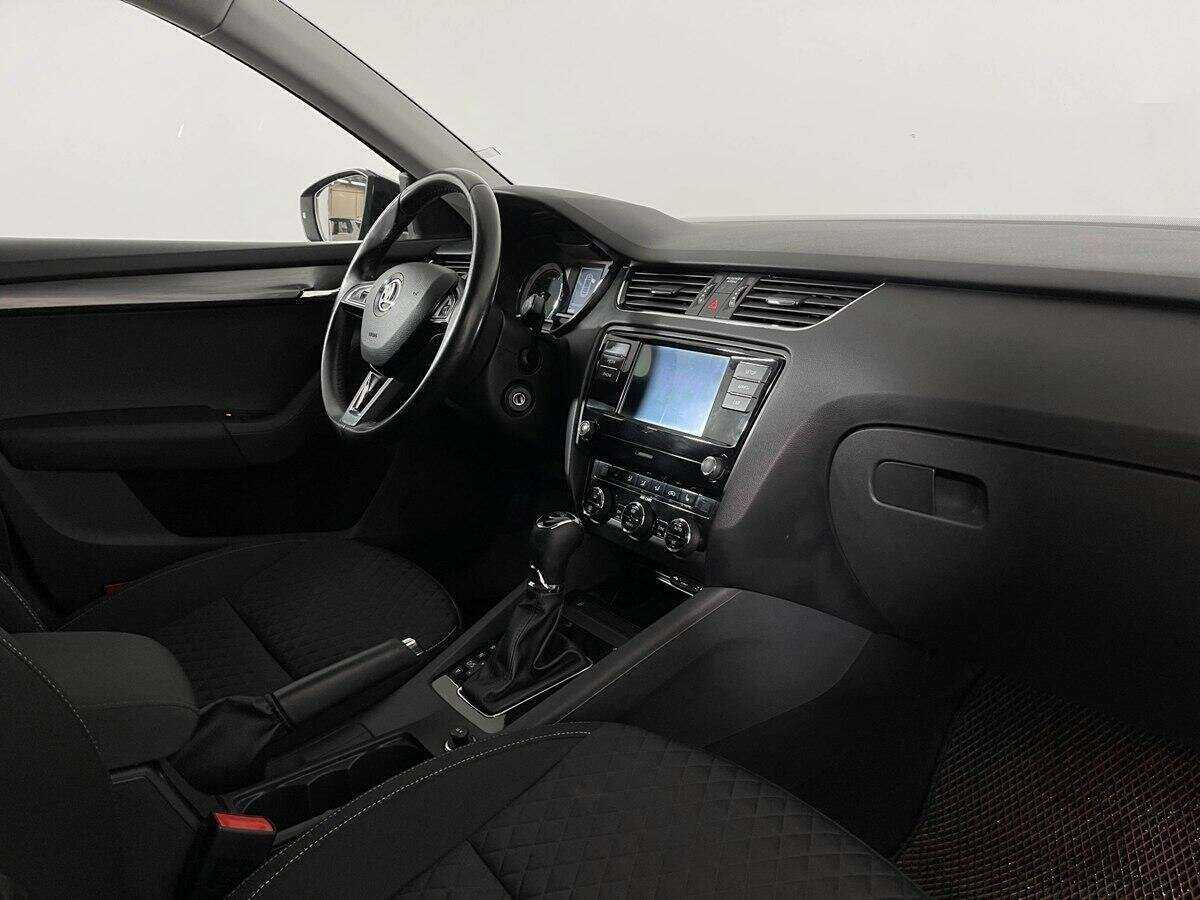 Skoda Octavia 2017 года с пробегом. Фото: #7