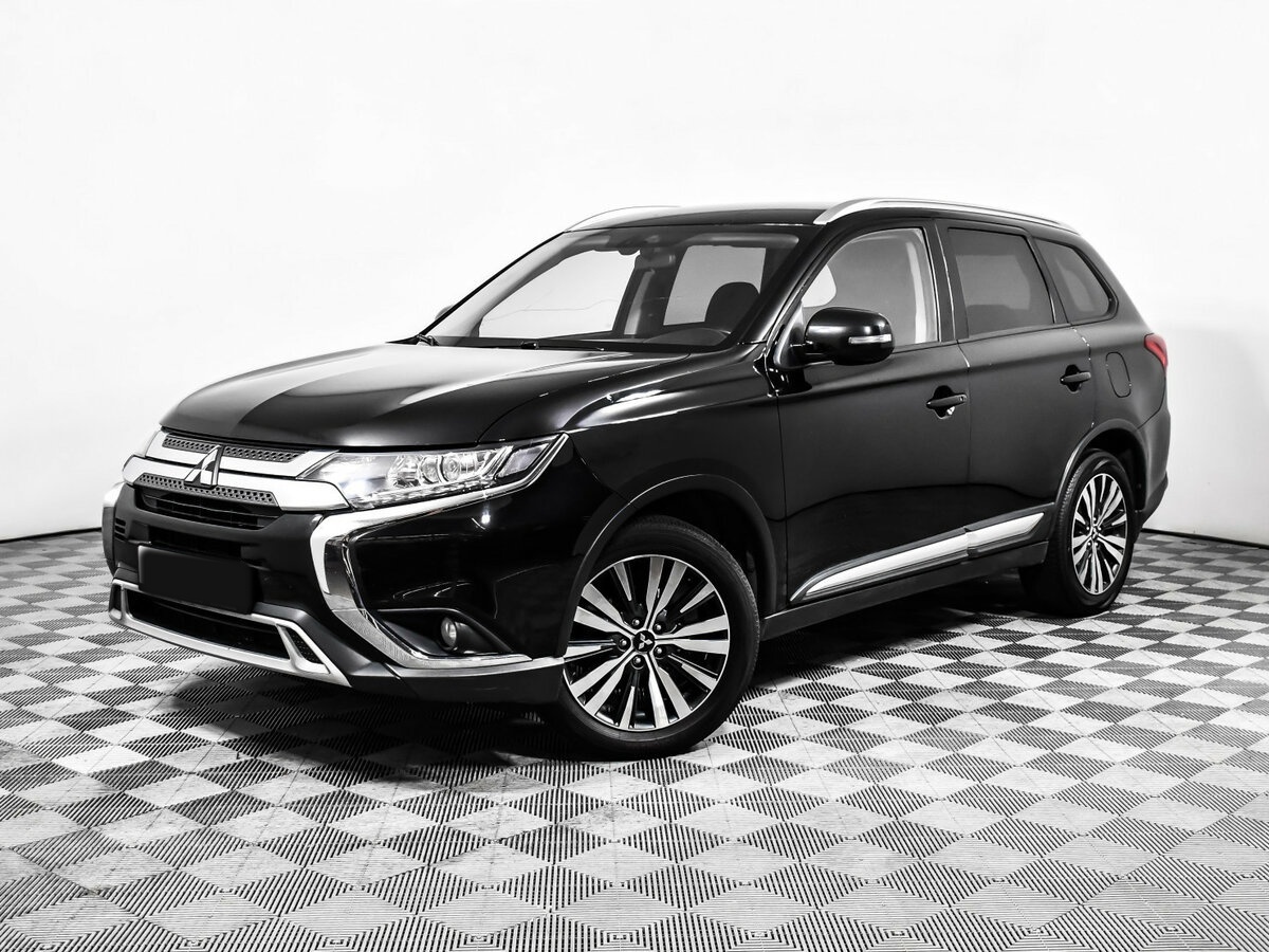 Mitsubishi Outlander 2018 года с пробегом. Фото: #0