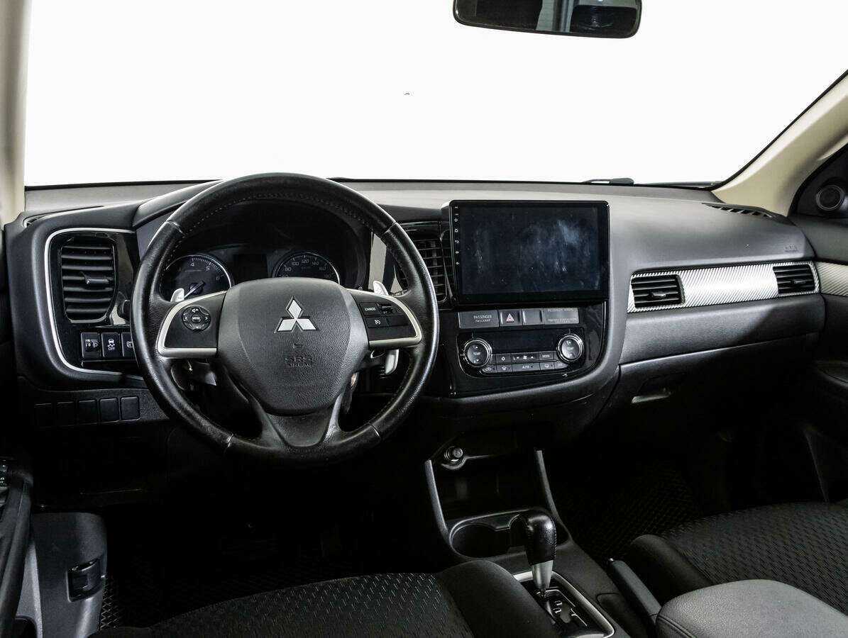 Mitsubishi Outlander 2012 года с пробегом. Фото: #8