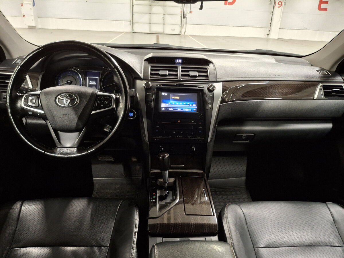Toyota Camry 2015 года с пробегом. Фото: #13