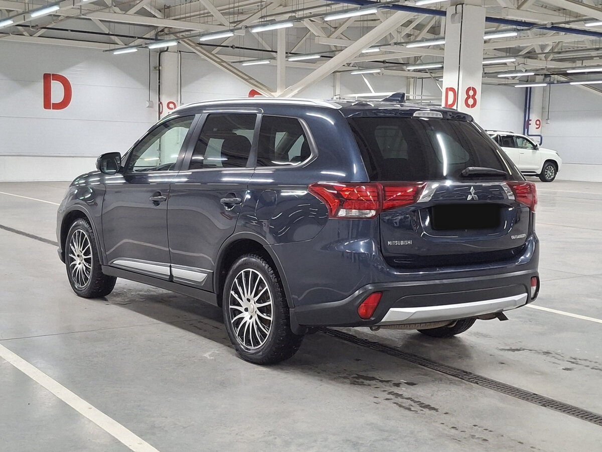 Mitsubishi Outlander 2017 года с пробегом. Фото: #6