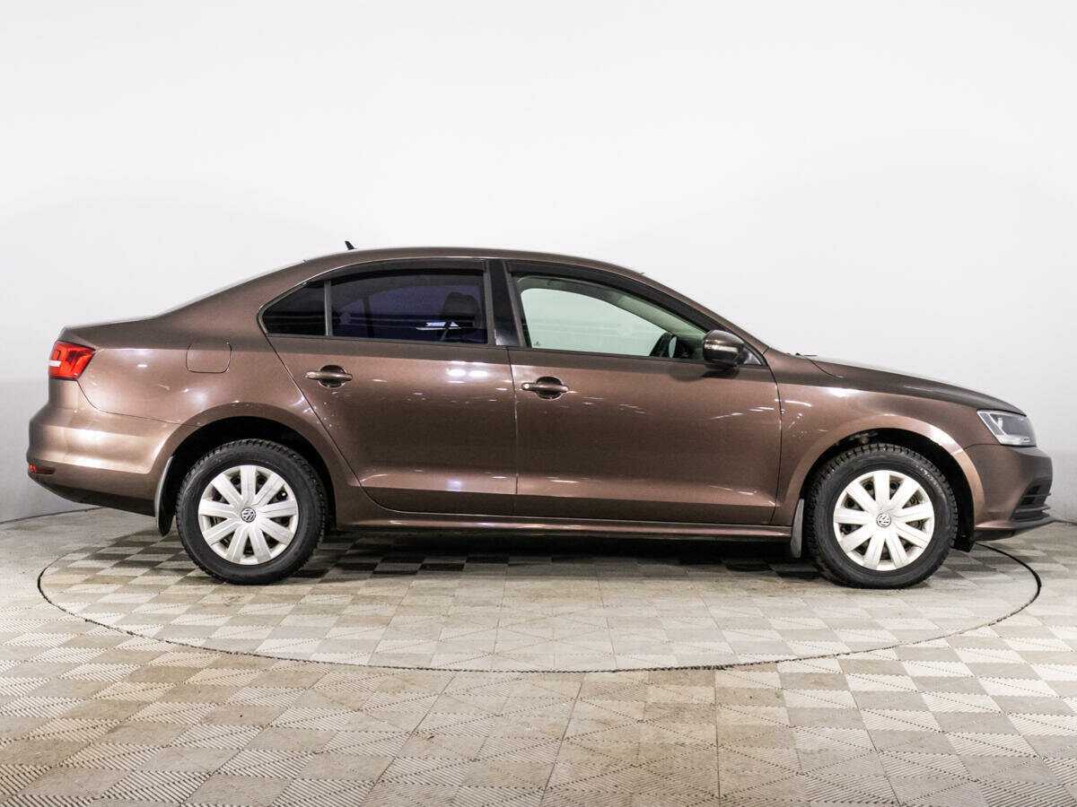 Volkswagen Jetta 2015 года с пробегом. Фото: #3