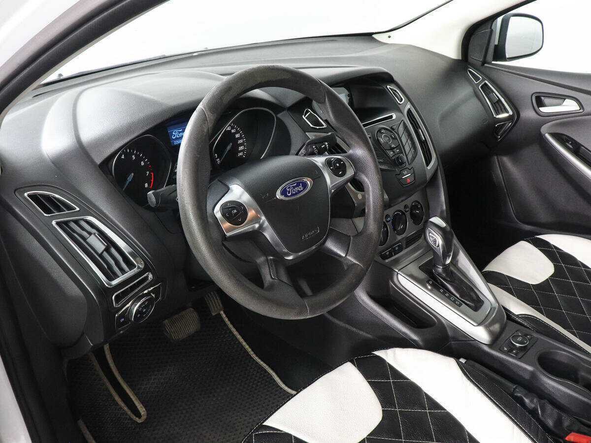 Ford Focus 2013 года с пробегом. Фото: #8