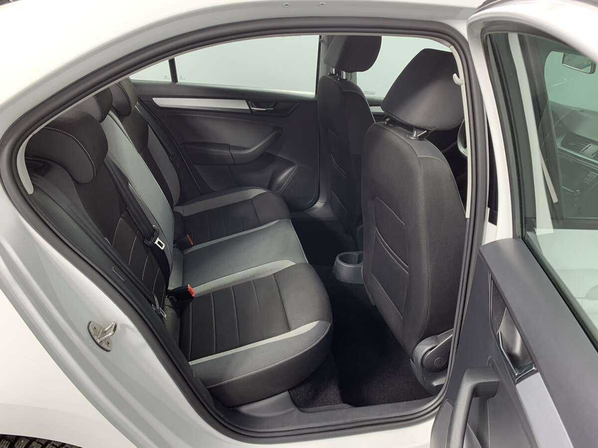 Skoda Rapid 2019 года с пробегом. Фото: #13